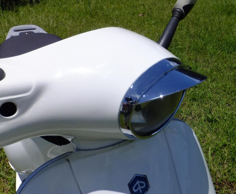 Aro de lámpara con tulipa para Vespa ET2 /ET4 50-150ccm, cromado