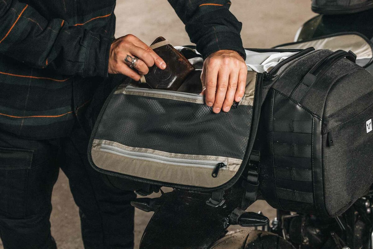 Bolsa trasera SW-Motech Legend Gear LR5 para Honda CMX 1100 Rebel /SE (21-)