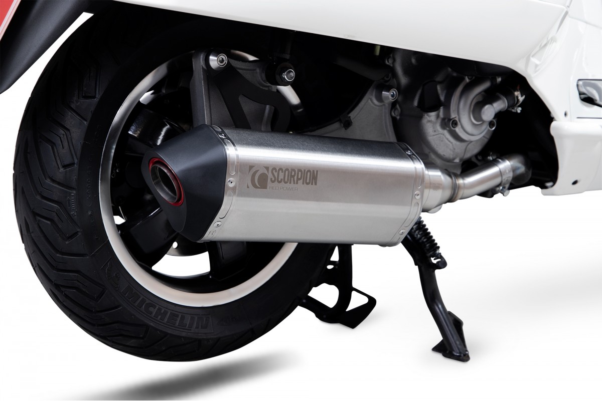 Escape deportivo Scorpion "Red Power" plata para Vespa GTS/GTS Super/GTV 300cc HPE (`20-) Euro 5