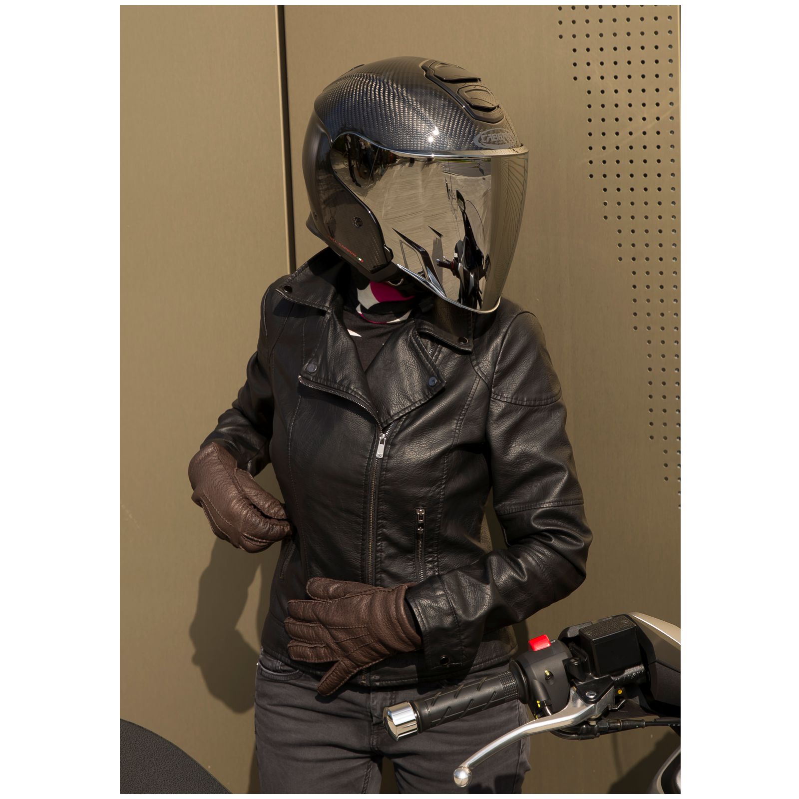 Casco Caberg Flyon Carbon