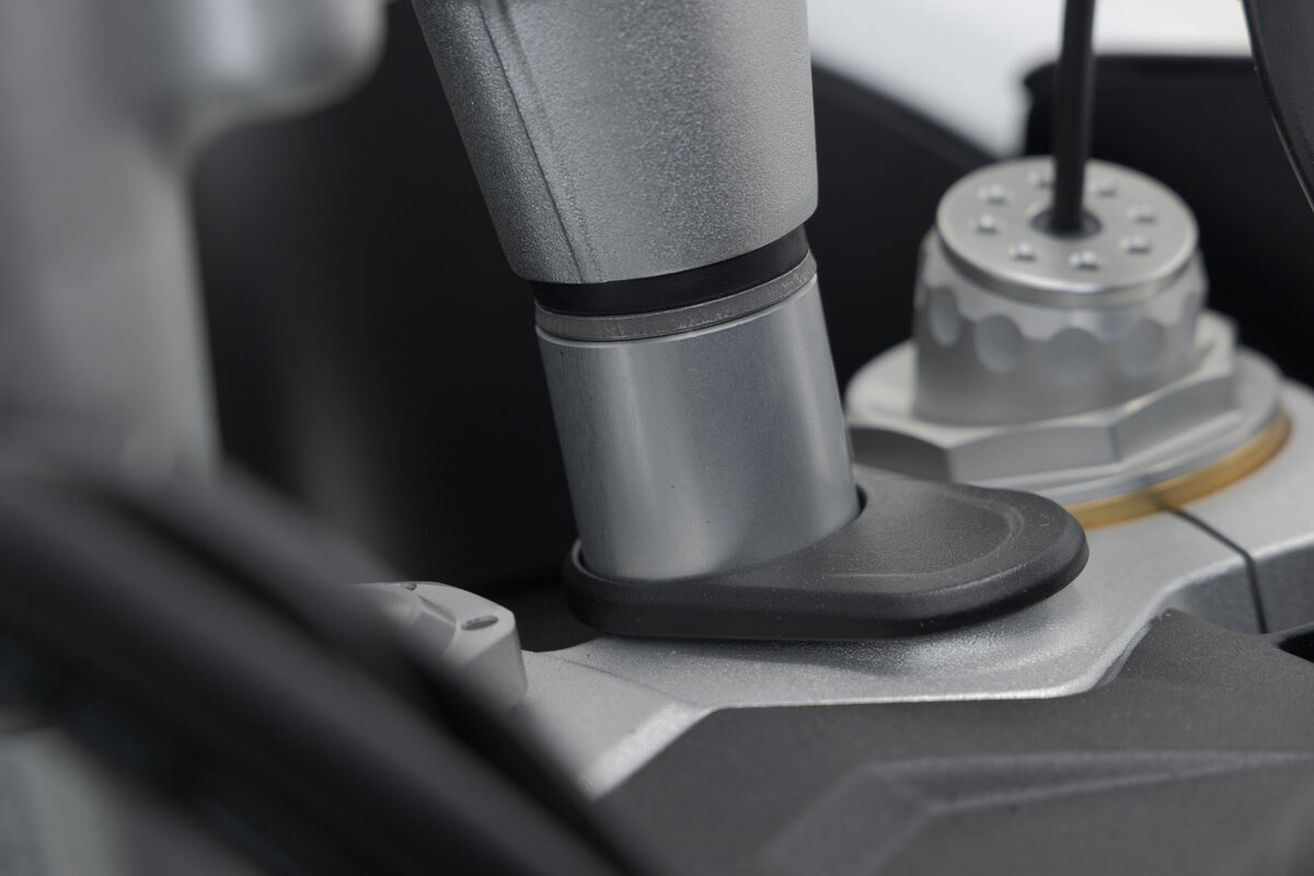 Barra de choque para Aprilia Tuareg 660 (21-) SW Motech