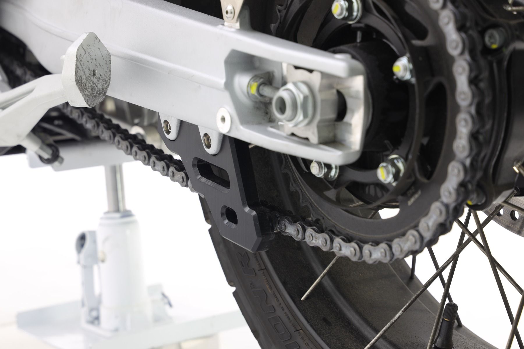 Cárter inferior para Aprilia Tuareg 660