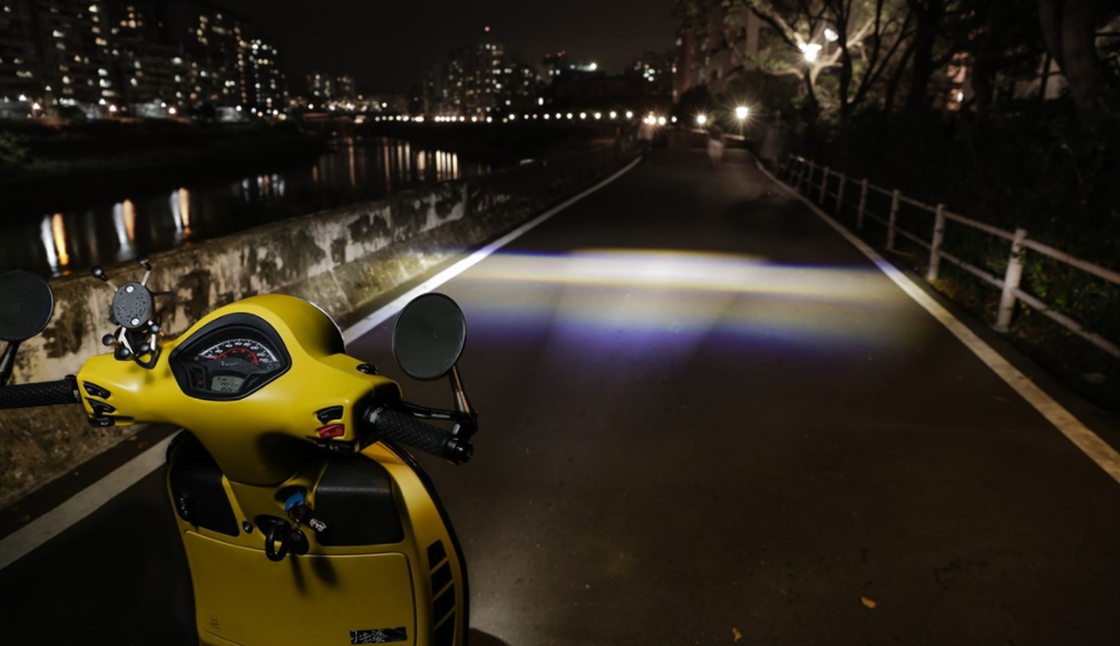 Faro LED para Vespa GTS/GTS Super/GT/GT L 125-300cc ('03-'18)