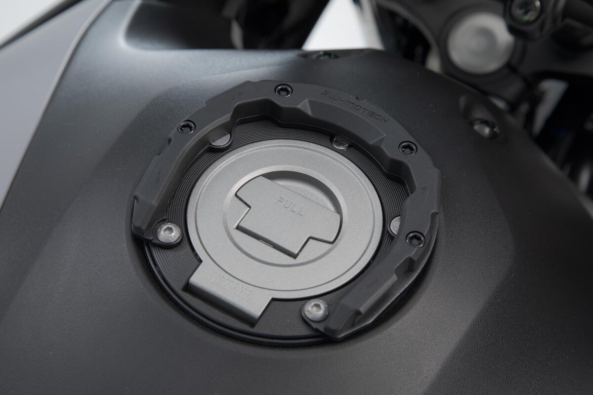 Anillo para el depósito SW-Motech PRO para Yamaha MT-09 /SP (17-23)