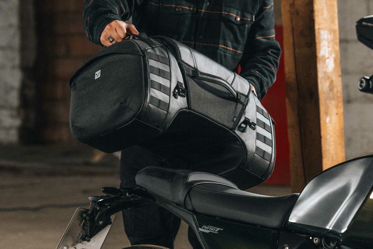 Bolsa trasera SW-Motech Legend Gear LR5 para Honda CMX 1100 Rebel /SE (21-)