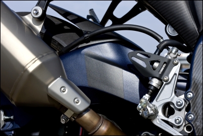 Cubierta del brazo oscilante, negro para Suzuki GSX-S1000 BJ. 2015-2017