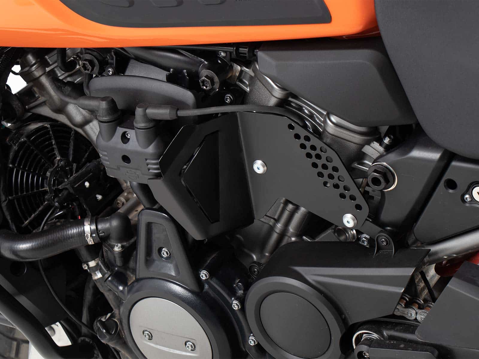 Placa protectora del calor acero inoxidable negro para Harley Davidson Pan America (21-) Hepco & Becker
