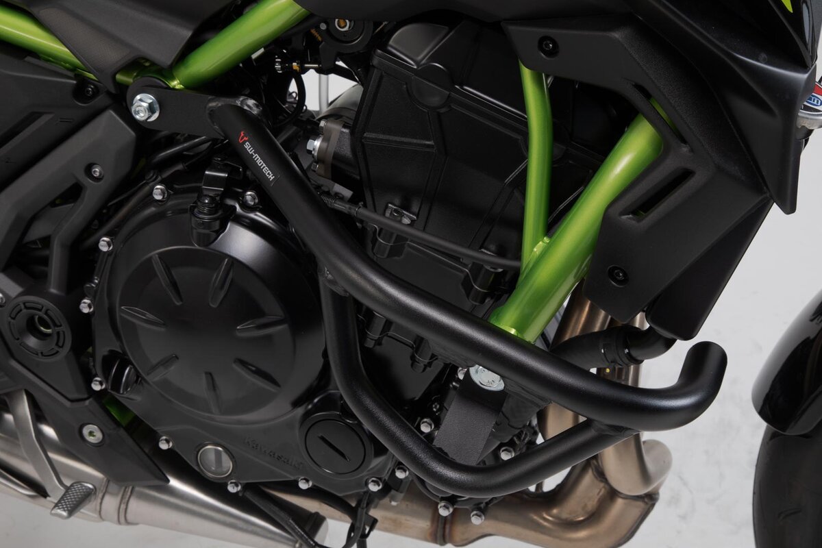Barra protectora SW-Motech negra para Kawasaki Z 650 /RS /S