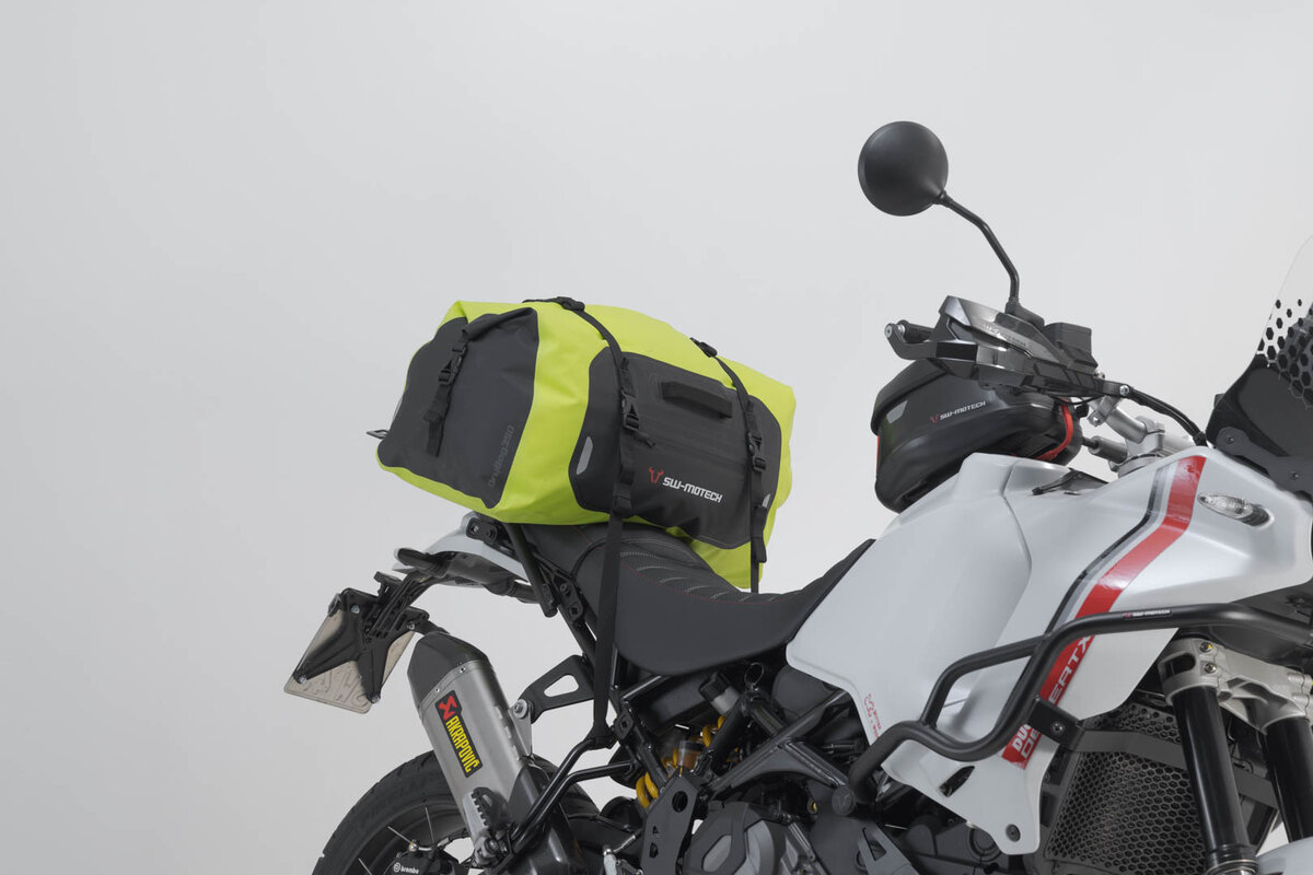 Bolsa trasera SW-Motech Drybag 350 señal amarillo/gris para Triumph Scrambler 900