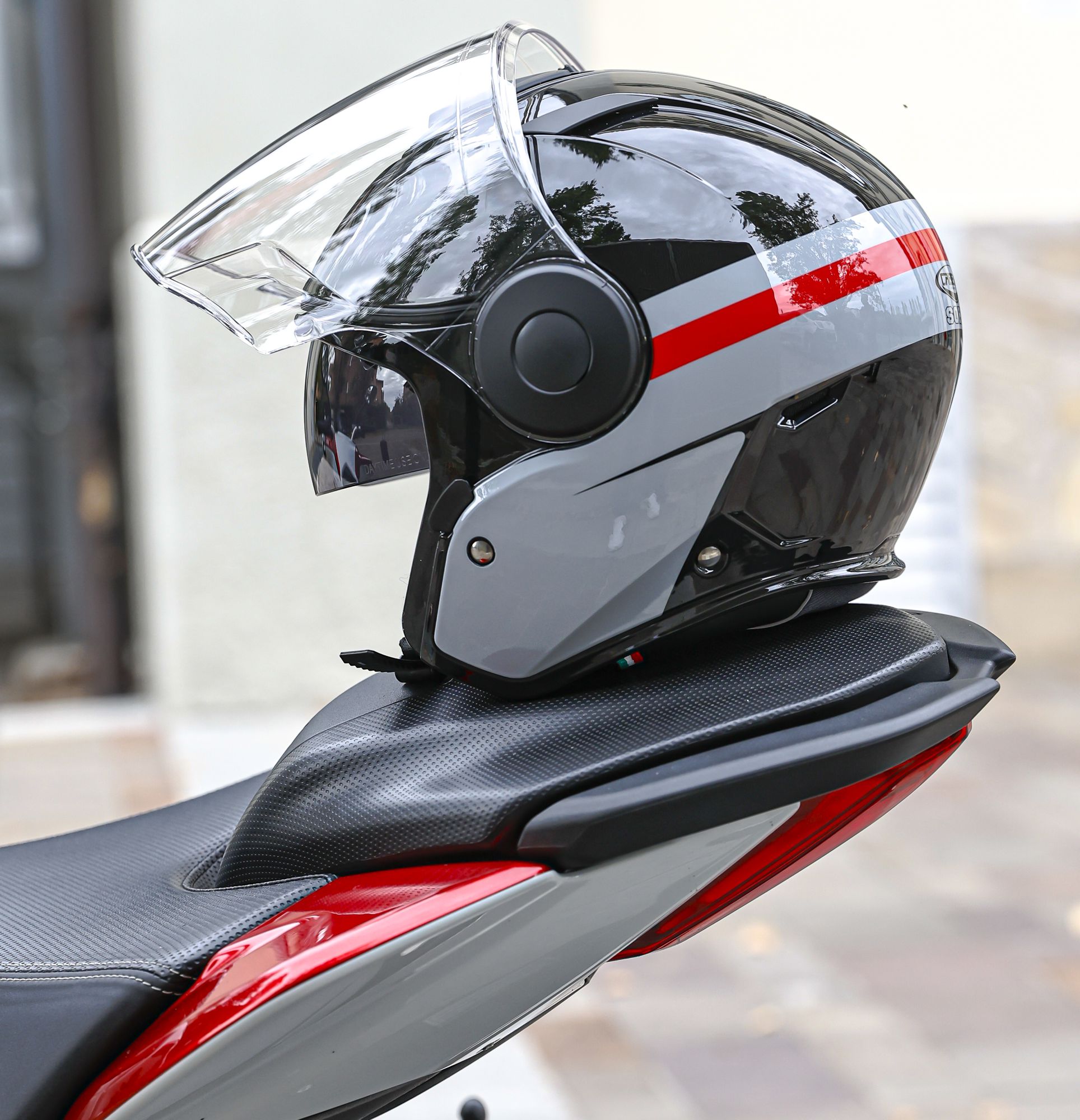 Casco Caberg Flyon Carbon