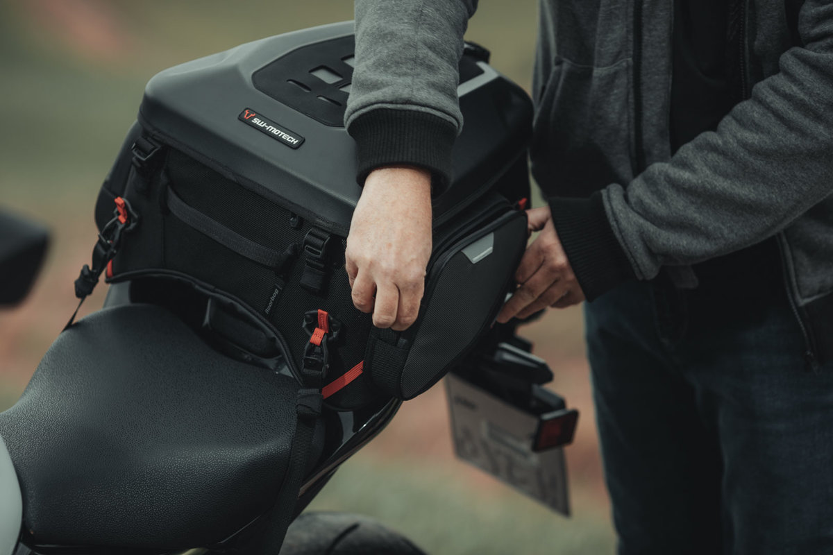 Bolsa trasera PRO Aprilia ETV 1200 Caponord (13-17)