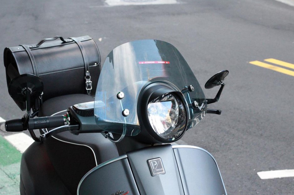 Anillo de luz para Vespa GTS/GTS Super/GT/GT L 125-300cc, negro mate
