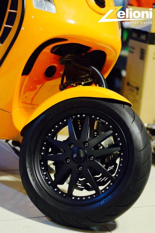 Guardabarros ZELIONI para Vespa GTS/GTS Super/GTV/GT, metal sin pintar