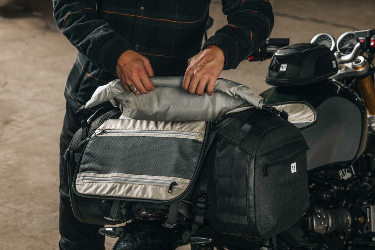 Bolsa trasera SW-Motech Legend Gear LR5 para Honda CMX 1100 Rebel /SE (21-)