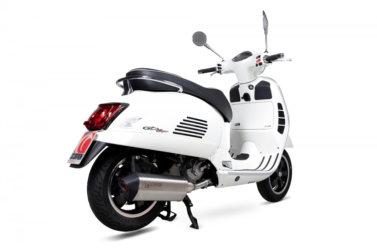 Escape deportivo Scorpion "Red Power" plata para Vespa GTS/GTS Super/GTV 300cc HPE (`20-) Euro 5