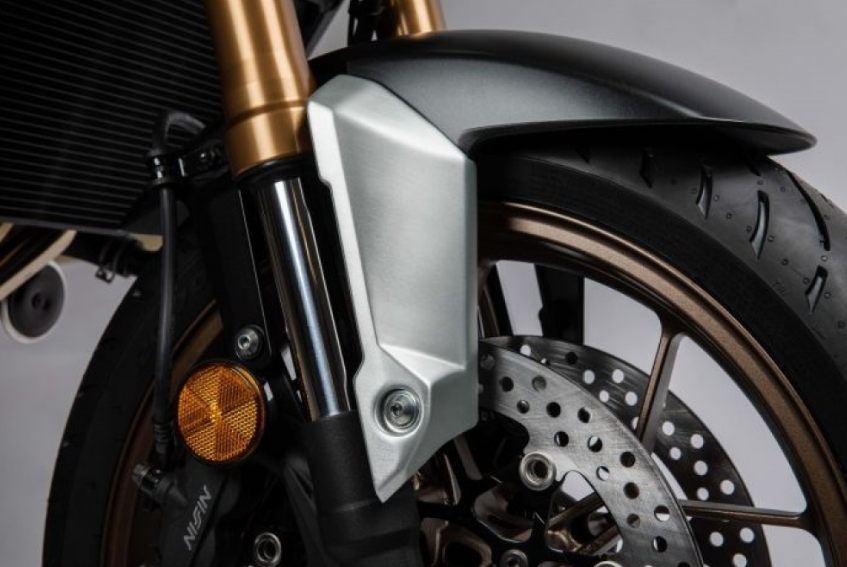 Guardabarros delantero ensanchable para Honda CB650R (Bj.19-)