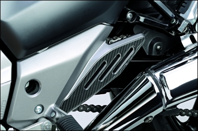 Protector de talón, aspecto de carbono para Suzuki GW250 Inazuma BJ. 2013-2015