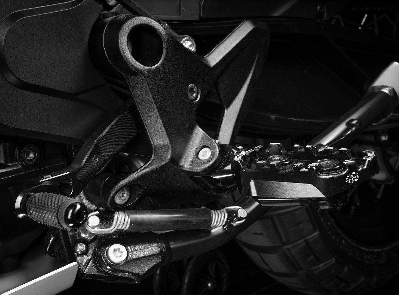 Estriberas Gilles TECH-X Enduro con ABE para KTM 790 /890 /1290 Adventure, Husqvarna Norden 901