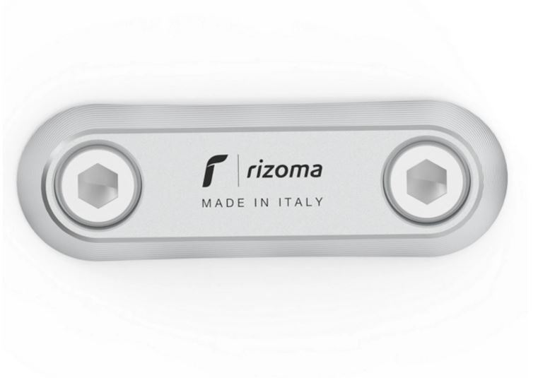 Tapa rosca RIZOMA asidero pasajero pasajero para Vespa GTS/GTS Super/GTV/Primavera, plata