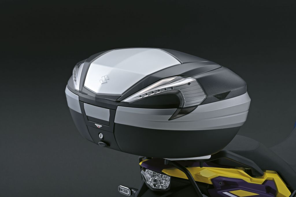 Baúl de plástico (56 L) para Suzuki V-Strom 800DE 2023- Accesorios originales
