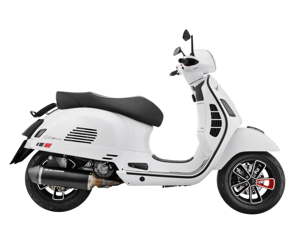 Protector de piernas de tubo mono ranura, izquierda y derecha para Vespa GTS/GTS Super/GTV/GT (- '19), negro mate