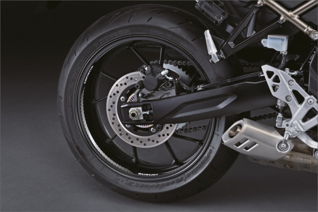 Decoración de llanta negro/blanco para Suzuki GSX-8R (24-) / GSX-8T (25-) Original
