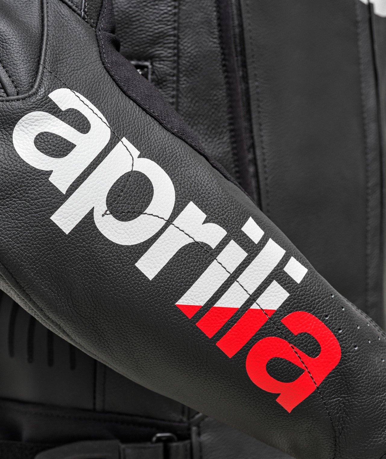 Chaqueta de cuero Aprilia Throttle by Alpinestars