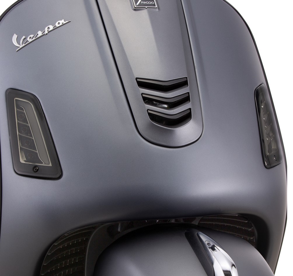Kit indicador delantero izquierdo/derecho para Vespa GTS/GTS Super/GTV 125-300cc ('14-), tintado