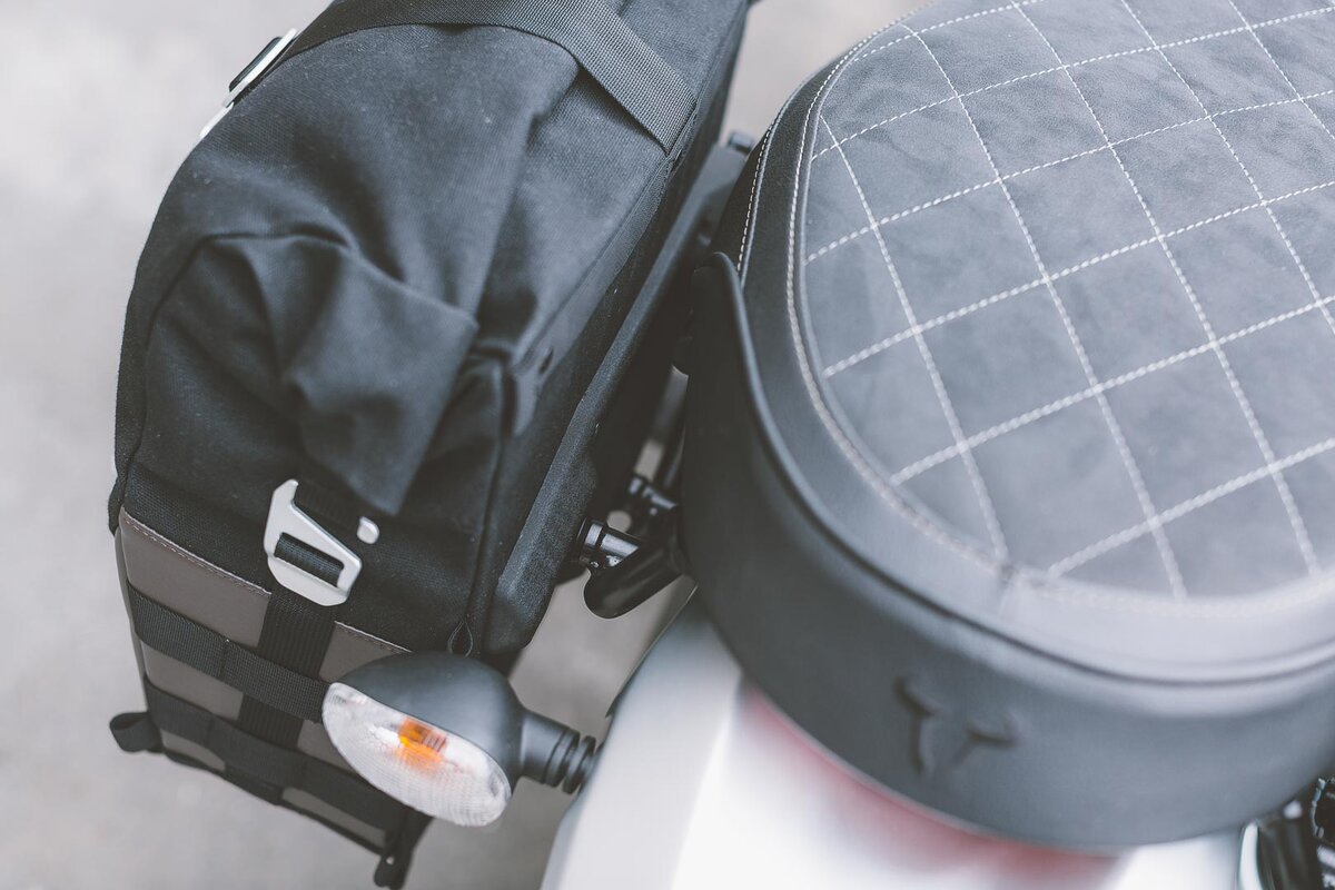 SW-Motech Bolsa lateral Legend Gear LC1 9,8L derecha negra para Honda XL750 Transalp (23- ) SW-Motech