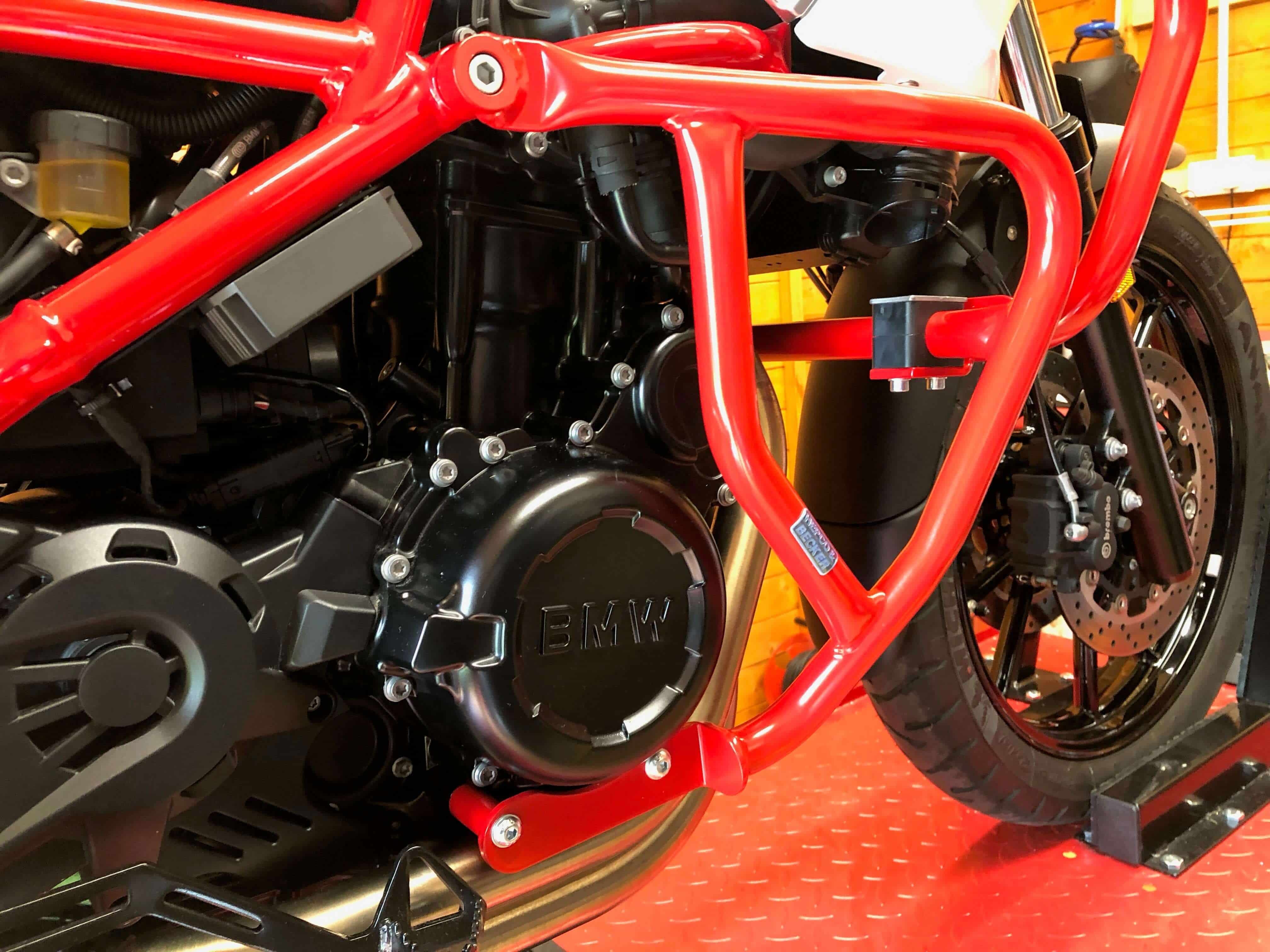 Protector motor rojo para BMW F 800 GS (08-18) Hepco & Becker