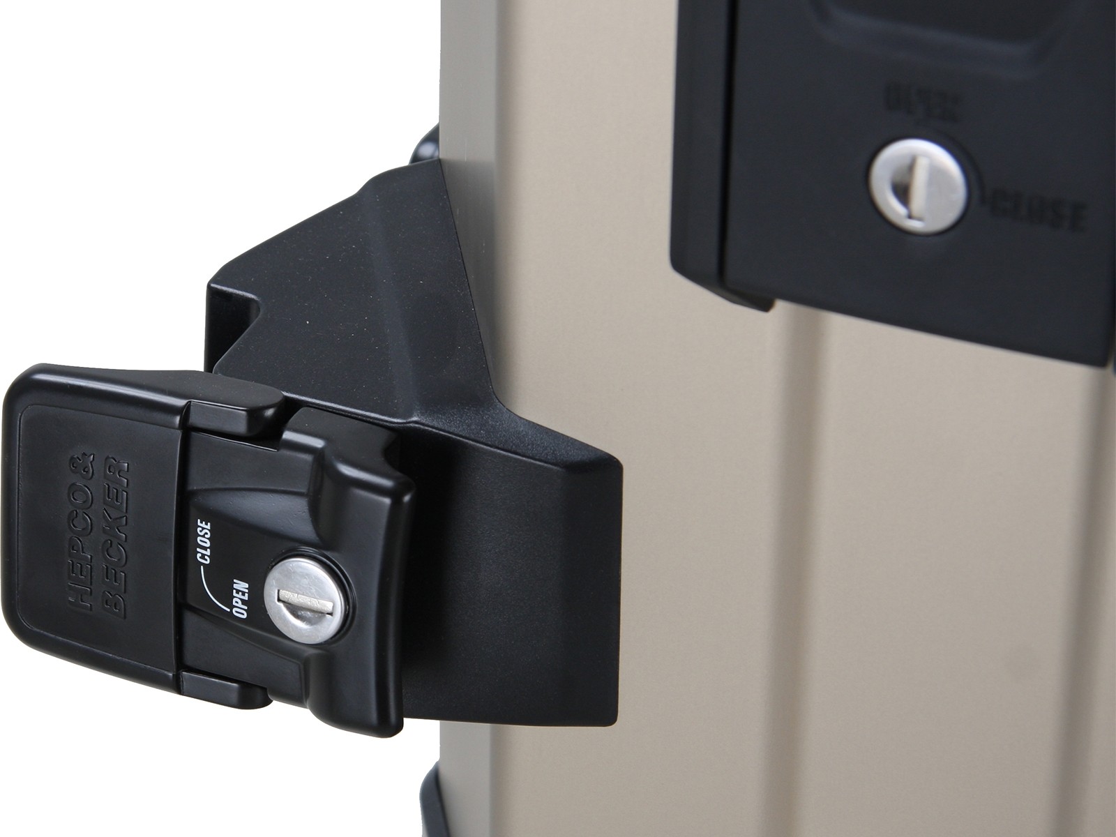 Maleta lateral Xceed 38 litros titanio Hepco & Becker