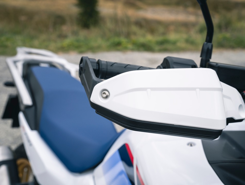 Accesorio protector de manos blanco para Honda XL 750 Transalp (23-) / Honda CRF1100L Africa Twin (20-)