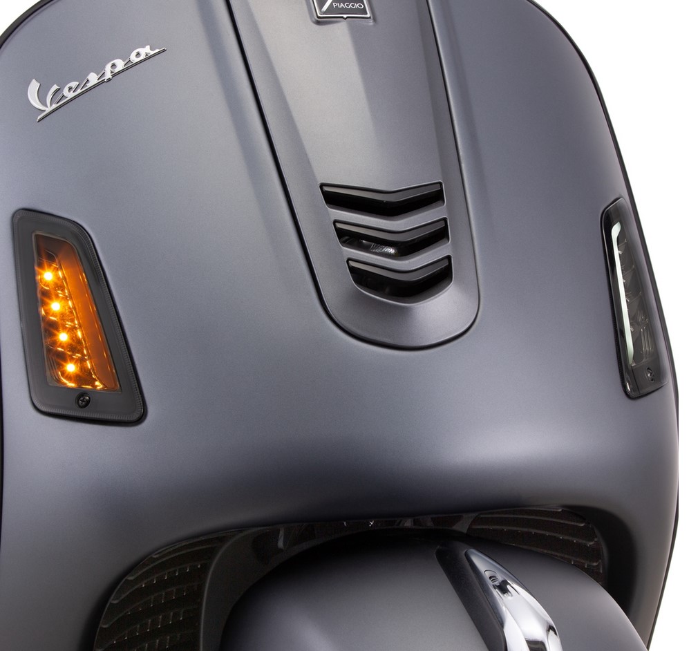Kit indicador delantero izquierdo/derecho para Vespa GTS/GTS Super/GTV 125-300cc ('14-), tintado