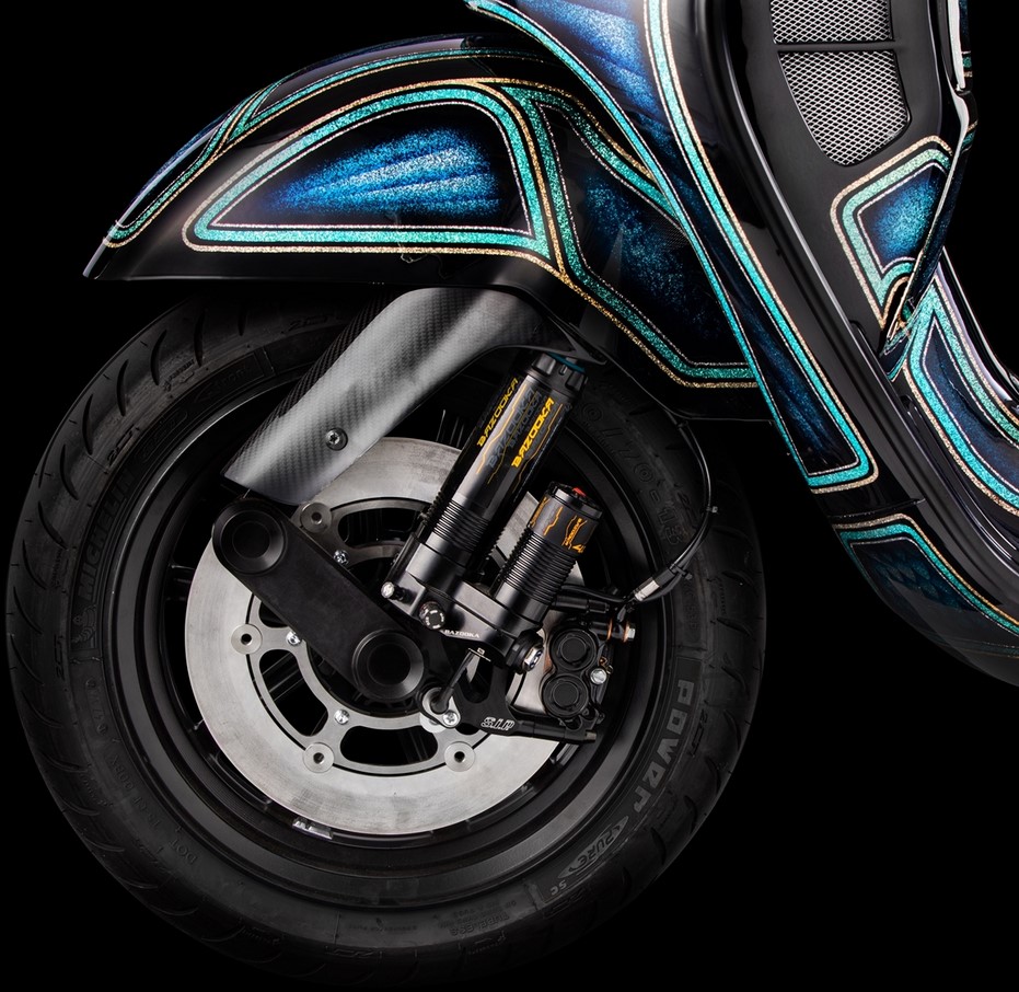 Tapa del basculante para Vespa, negro mate