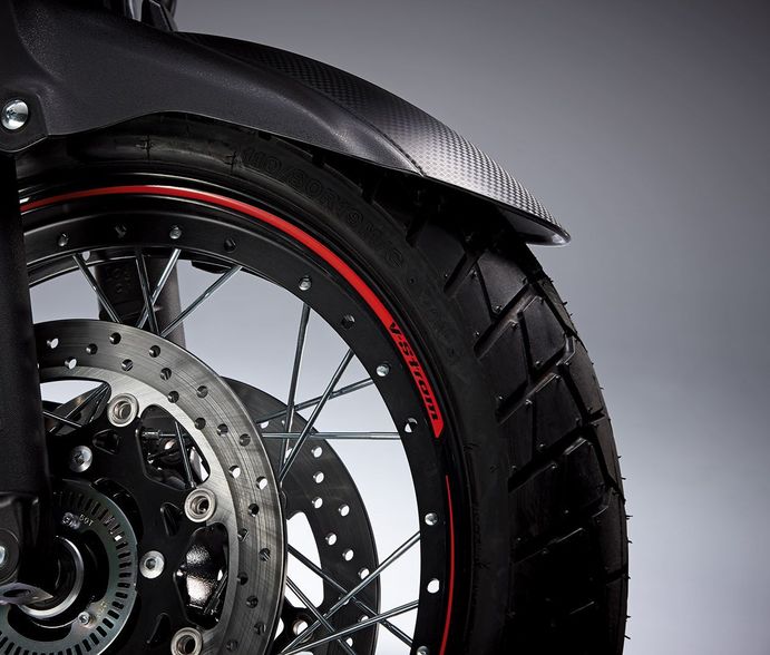 Decoración de llanta roja (rueda trasera) para Suzuki V-Strom 1000 BJ. 2017/ V-Strom 1000 BJ. 2014-2016/ V-Strom 65