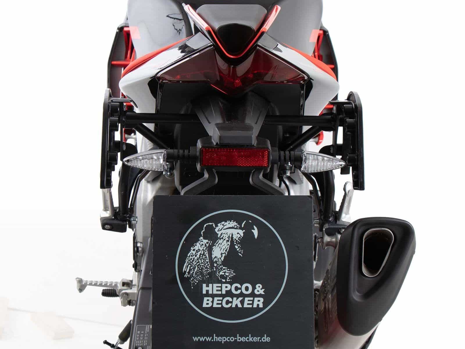 Soporte lateral C-Bow negro para Aprilia Tuono V4 Factory /RSV 4 /RSV 4 Factory (21-24) Hepco Becker