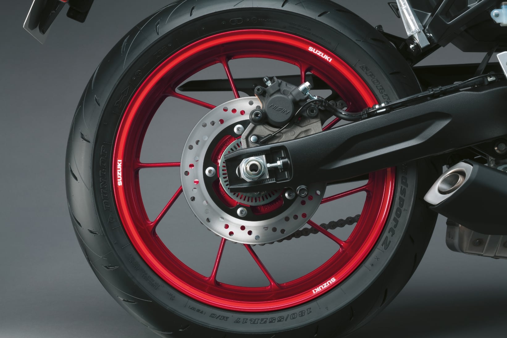 Decoración borde llanta rojo para Suzuki GSX-8R (24-) Original