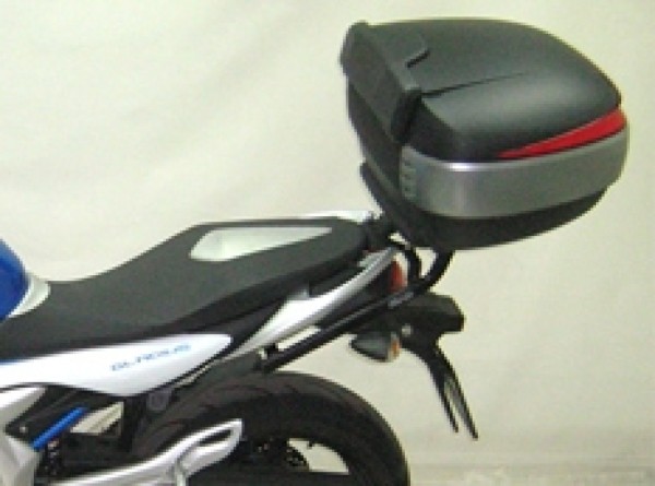 Soporte para baúl Shad, pintado de negro, para la Suzuki SFV Gladius 650 (09-16)
