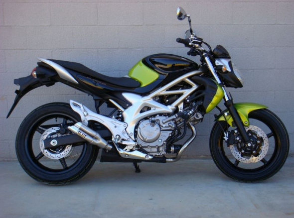 Silenciador trasero IXIL HYPERLOW de acero inoxidable para Suzuki SFV 650 Gladius (My.09-15)