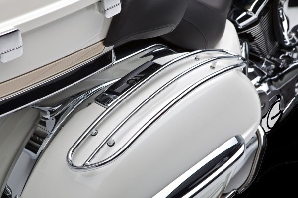 Funda de raíles superiores VN1700 Classic Tourer 2014/ VN1700 Voyager 2014 Original Kawasaki