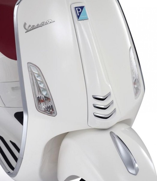 Pieza embellecedora 2ª serie, centro, Vespa Primavera/Sprint