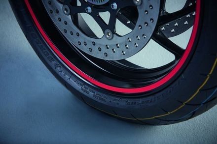 Decoración de llantas, rojo para Suzuki GSX-R1000 BJ. 2005 - 2006/ 2007-2008/ 2009-2011/ 2012-2016/ GSX-R750 BJ.