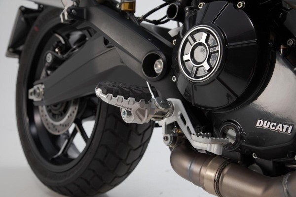 SW-Motech Estriberas regulables EVO, acero inoxidable, para Ducati Multistrada 1200 /S - SW Motech