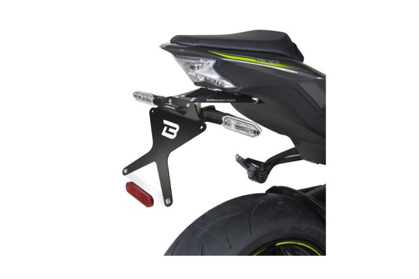 Soporte matrícula Kawasaki Z900 (17-) - Barracuda