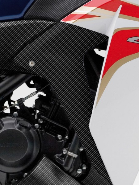 Juego de paneles laterales originales de Honda CBR125R, aspecto de carbono
