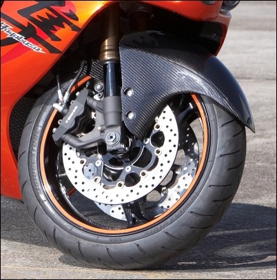 Cubierta de rueda delantera de carbono para Suzuki GSX1300R Hayabusa BJ. 2008-2012/ GSX1300R Hayabusa BJ. 2013-20