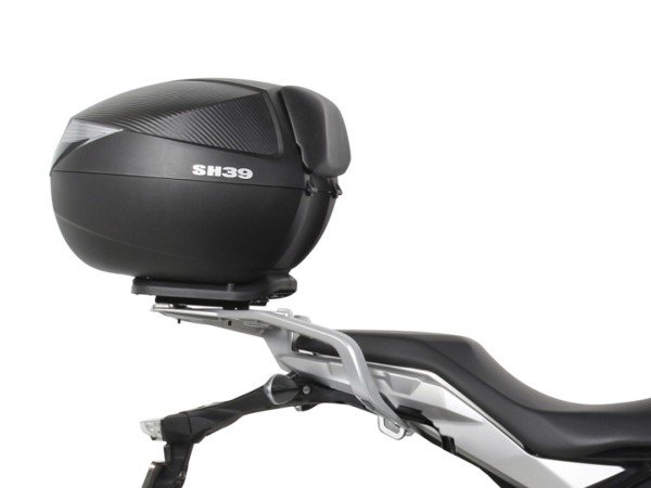 Kit de montaje para baúl Shad, pintado de negro, para BMW G 310 GS (17-)
