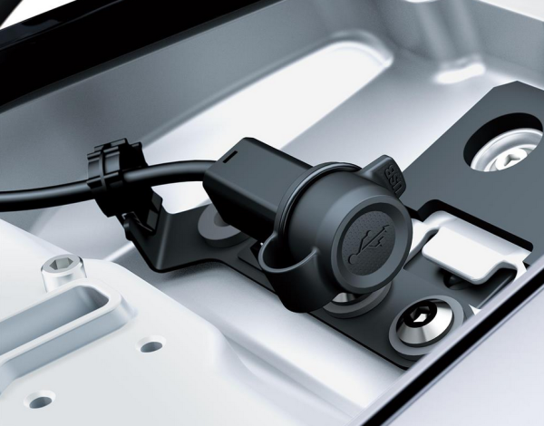 Toma USB para Kawasaki Ninja 1000 SX (Bj.20-) Original Kawasaki