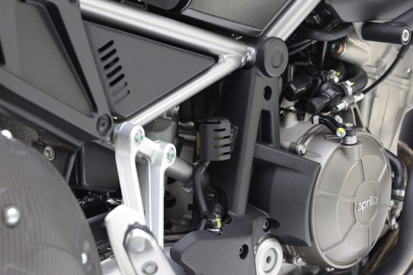 Protección para el depósito del líquido de frenos trasero para Aprilia Tuareg 660