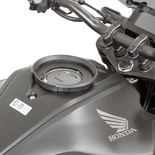 Anillo de montaje bolsas de depósito Givi Honda CB 125 R (18-20) / CB 300 R (18-21)